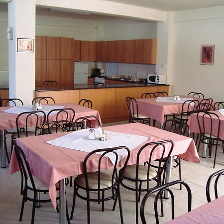 Aparthotel Estia Orestias Esterno foto