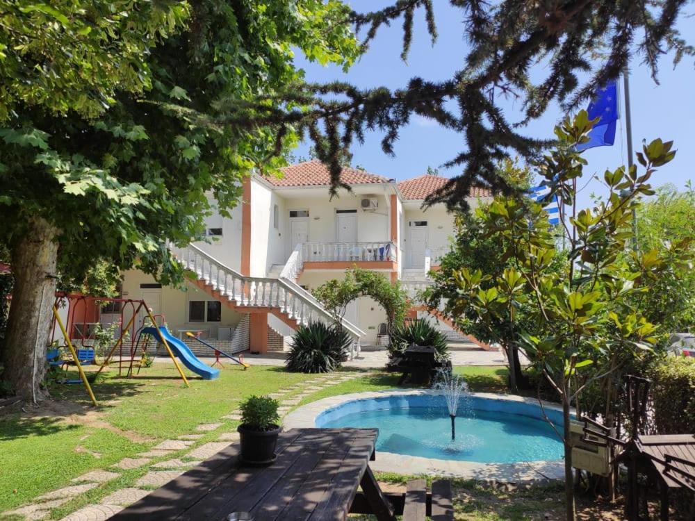 Aparthotel Estia Orestias Esterno foto